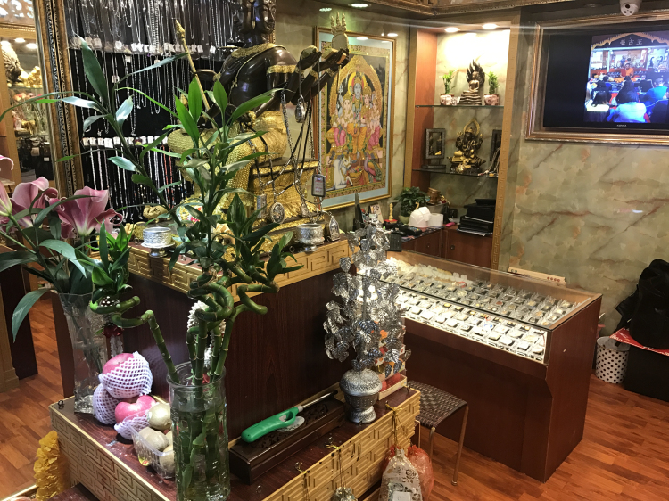 曼古王佛牌广州中华店