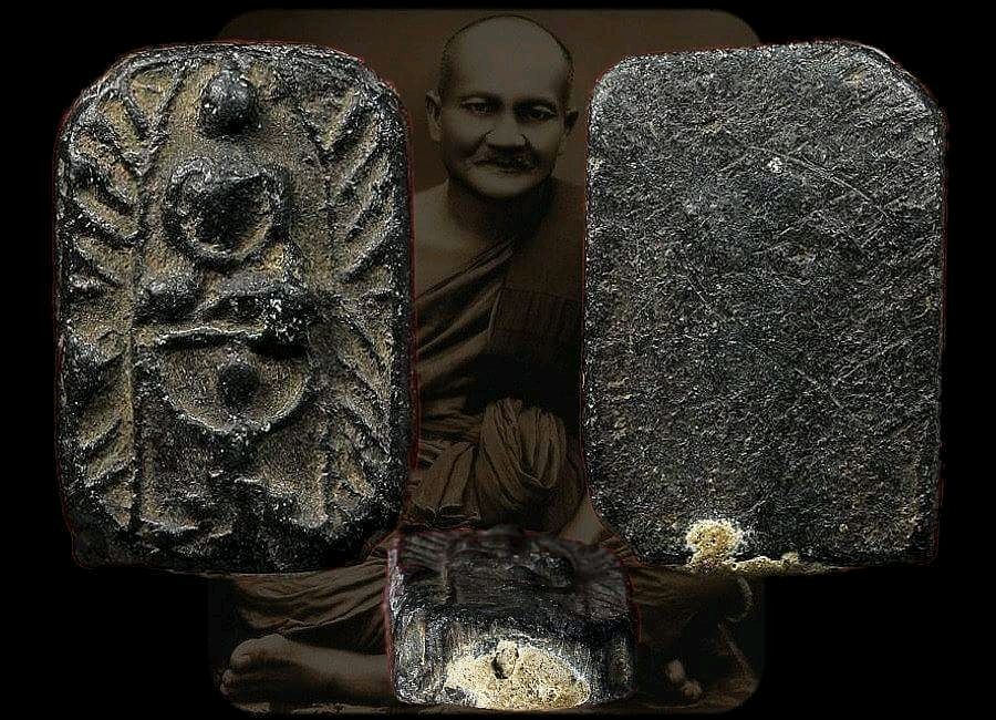 上图是龙婆班的坐鹰神兽崇迪佛,法座甚至三层都没有,却是得到