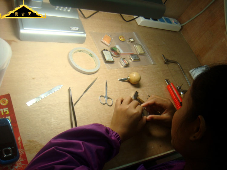 曼古王佛牌维修