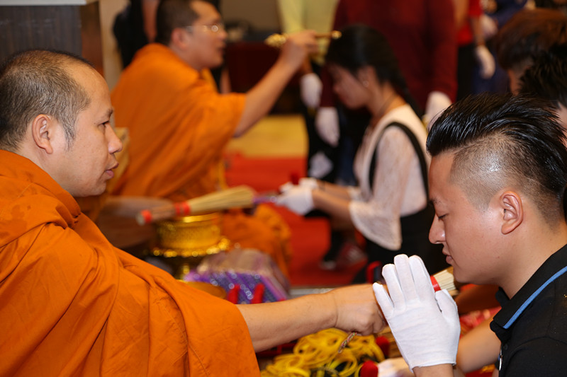 曼古王12周年庆-师傅祈福1