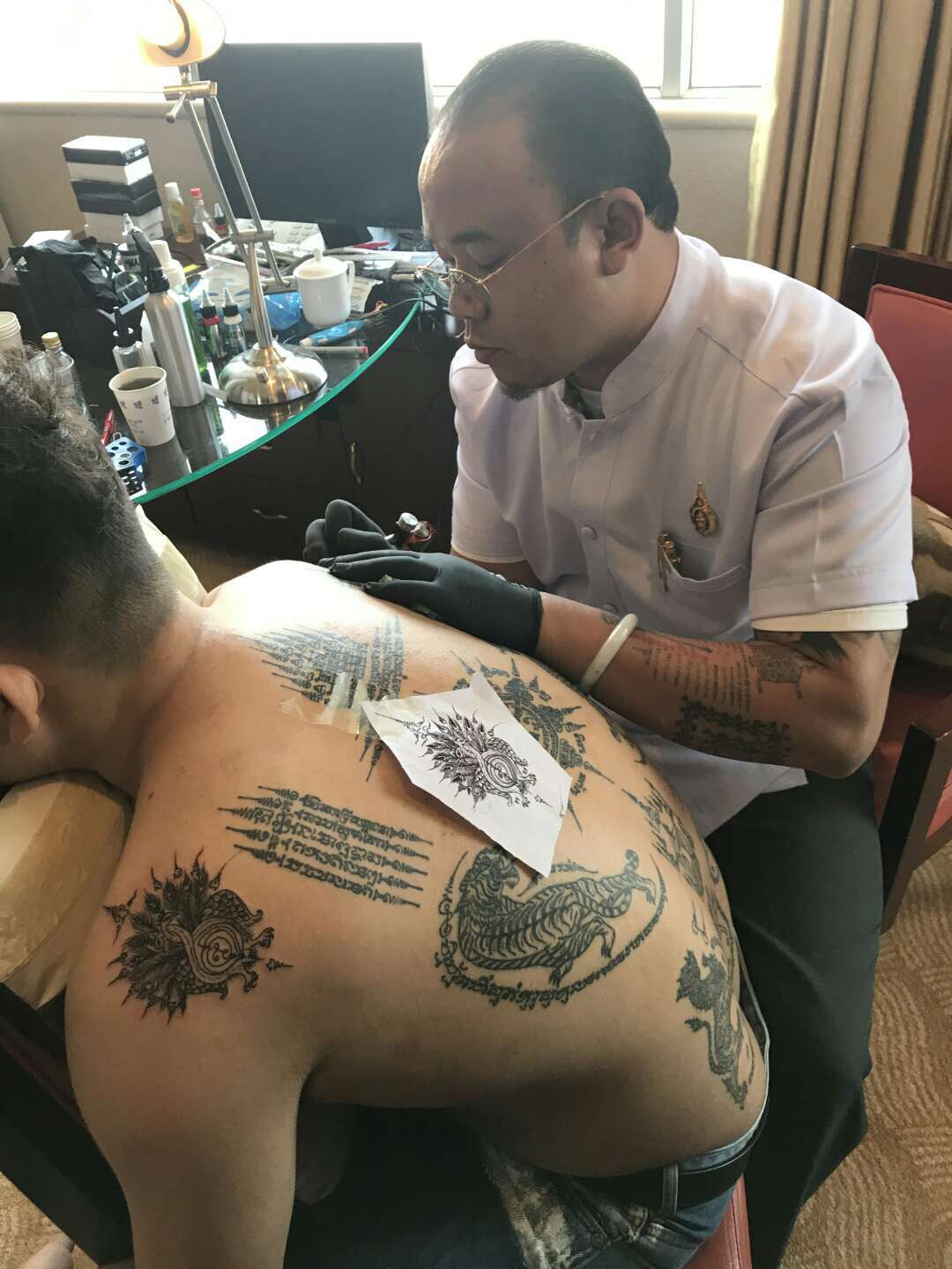 阿赞冠